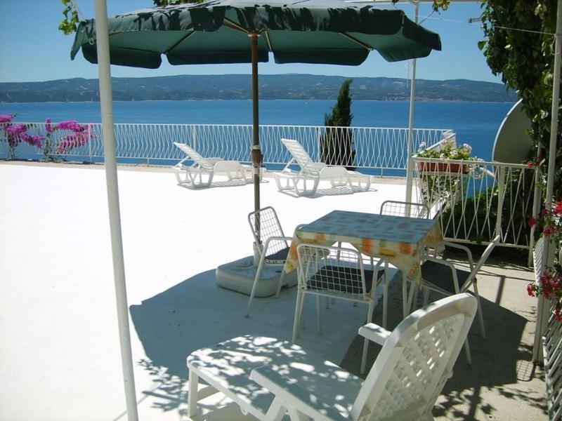 Apartment In Omis With Sea View, Balcony, Air Conditioning, Wi-Fi Exteriér fotografie